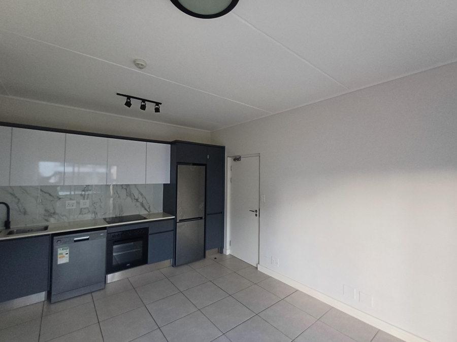 To Let 1 Bedroom Property for Rent in Croydon Western Cape
